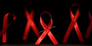 h_ua_den_pamyati_aids